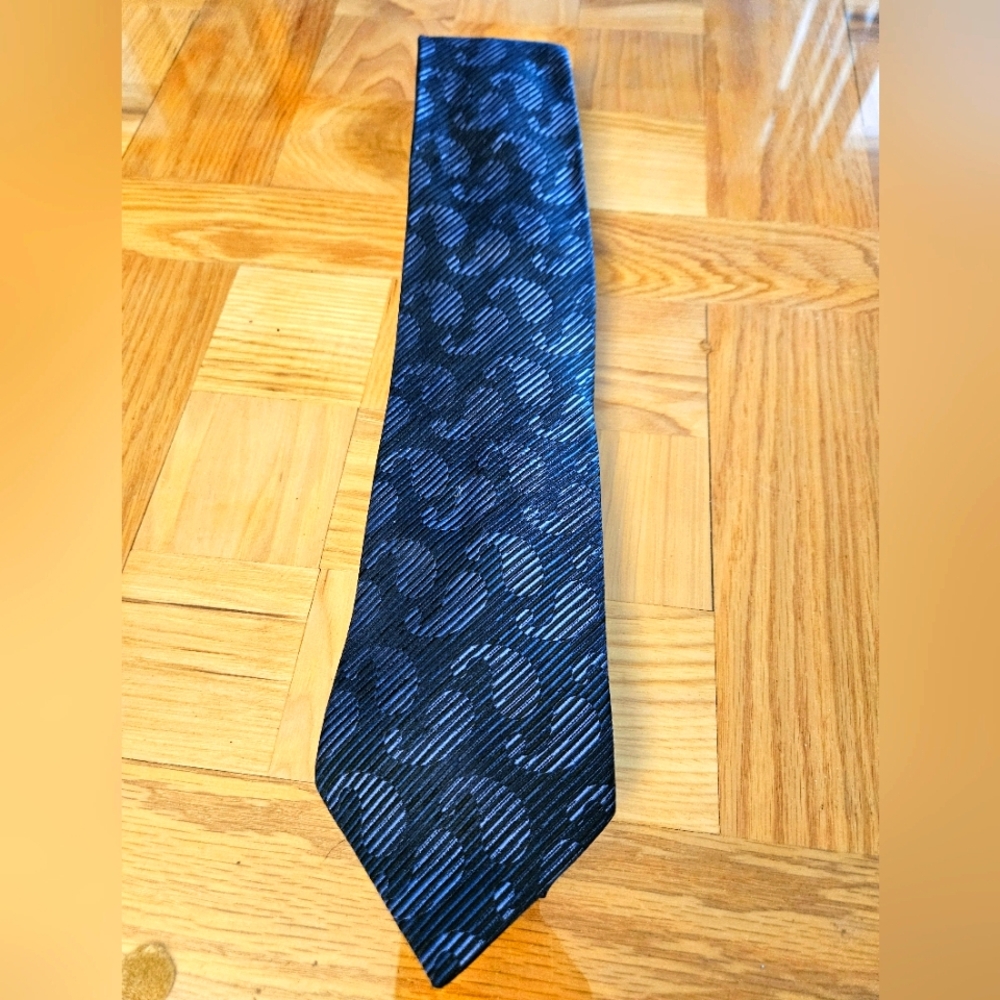 Kenneth Cole Blue Paisley Silk Tie